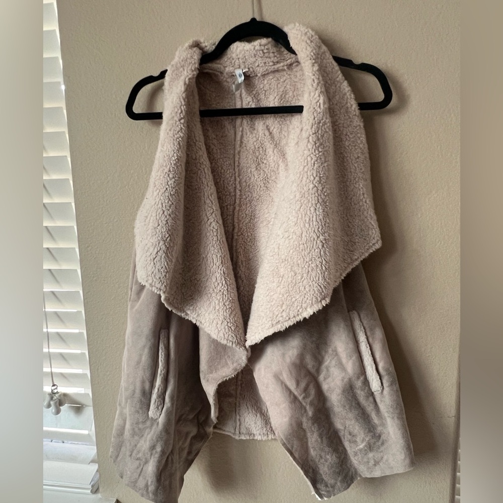 Women vest type. Size large by third eye clothing